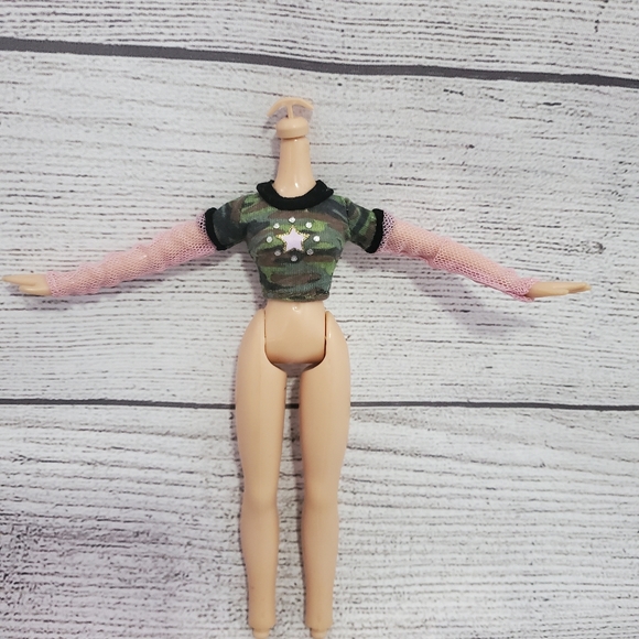 COPY - Princess Jade bratz doll top shirt only - Picture 6 of 7